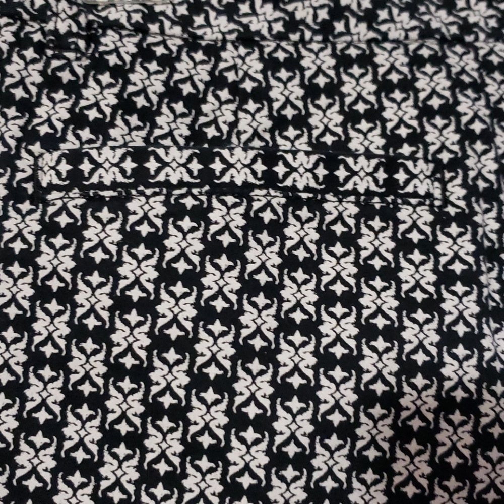 Gaston shorts, size 10 - Picture 2 of 4